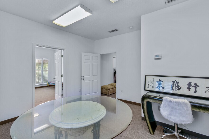 More Photos Of 407 Orchard Park, Ridgeland Office Residential For Sale