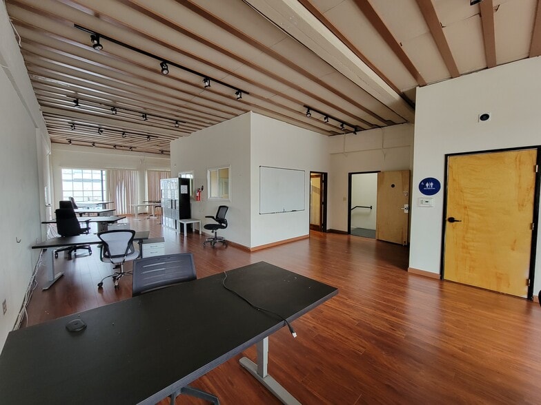 More Photos Of 715 Bryant St, San Francisco Warehouse For Lease