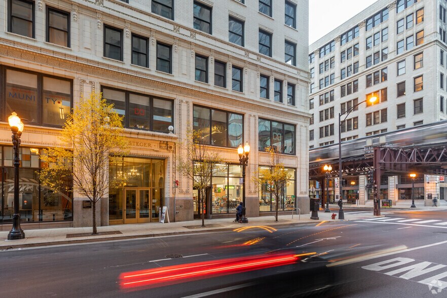 More Photos Of 28 E Jackson Blvd, Chicago Apartments For Sale