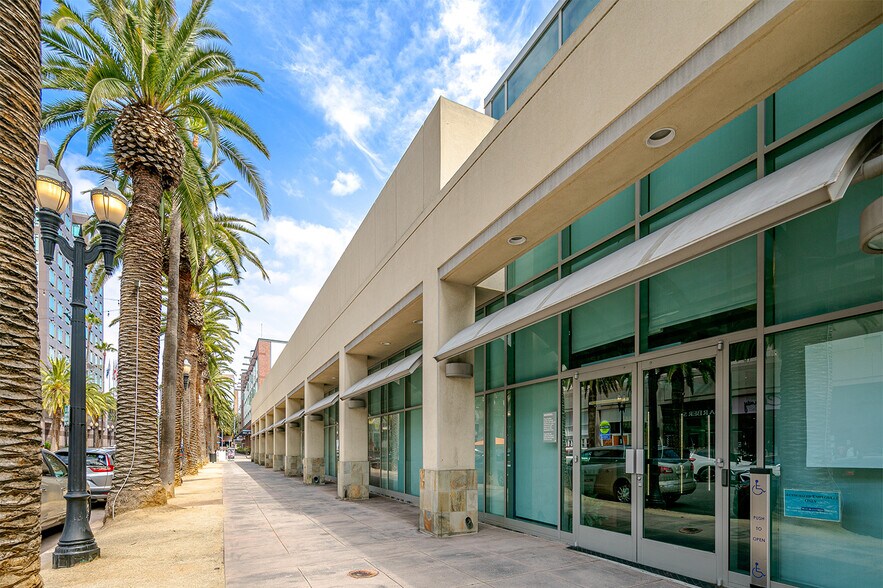 More Photos Of 190 W Center Street Promenade, Anaheim Freestanding For Sale