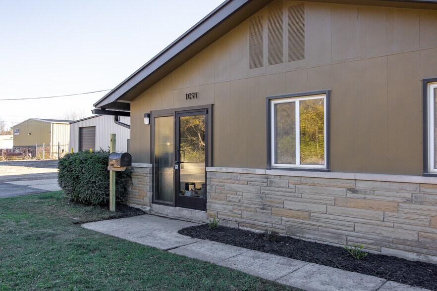 More Photos Of 1091 Stimmel Rd, Columbus Manufacturing For Lease