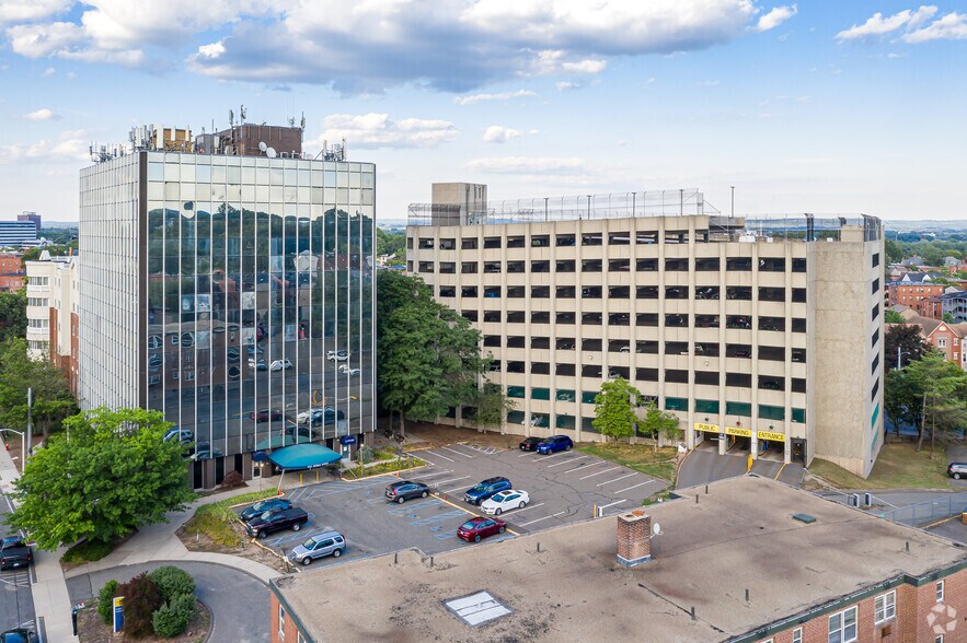 More Photos Of 100 Retreat Ave, Hartford Office For Sale