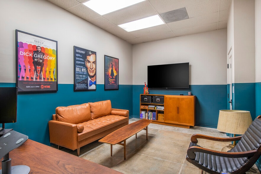 More Photos Of 179-181 Culver Blvd, Playa Del Rey Office Residential For Sale