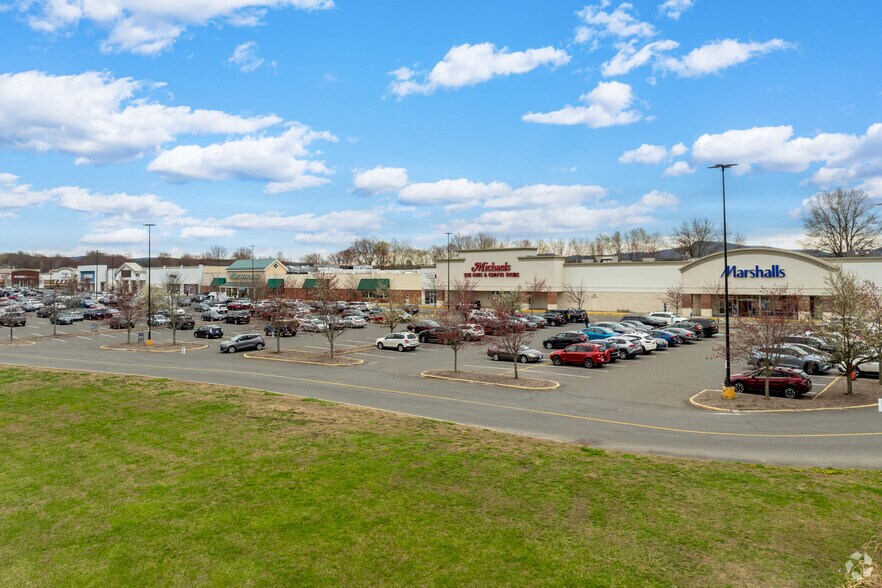 More Photos Of 325-351 Russell St, Hadley General Retail For Lease