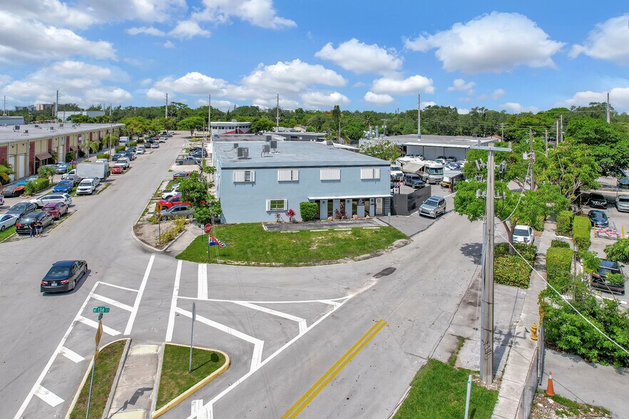 More Photos Of 1690 NE 134th St, North Miami Warehouse For Sale