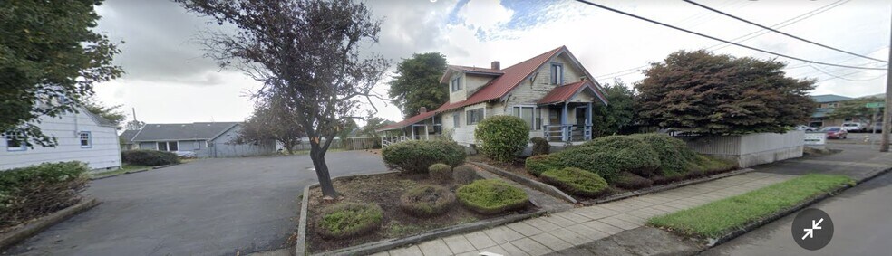 More Photos Of 1107 3rd St, Tillamook Healthcare For Sale