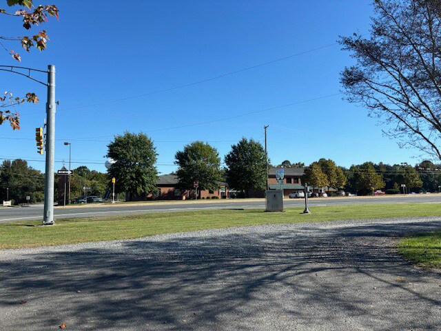 More Photos Of 8097 Kings Hwy, King George Medical For Sale