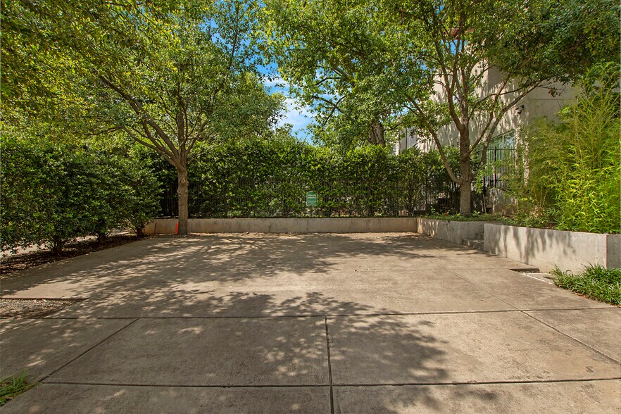 More Photos Of , Dallas Unknown For Sale