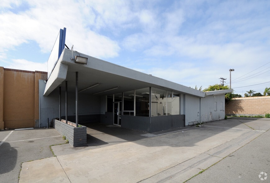 More Photos Of 2673 Harbor Blvd, Costa Mesa Auto Dealership For Lease