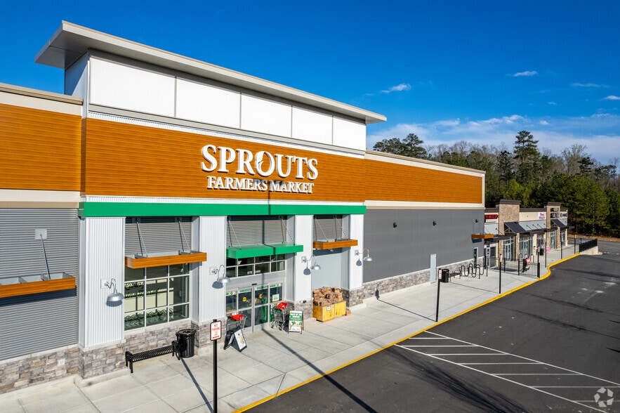 More Photos Of 2925 Buford Dr, Buford General Retail For Lease