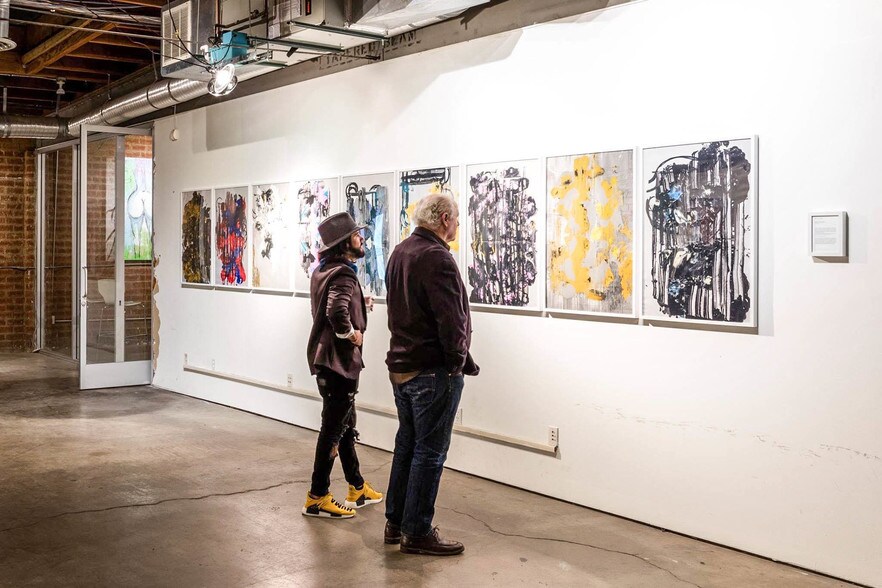 More Photos Of 1601 Colorado Ave, Santa Monica Showroom For Lease