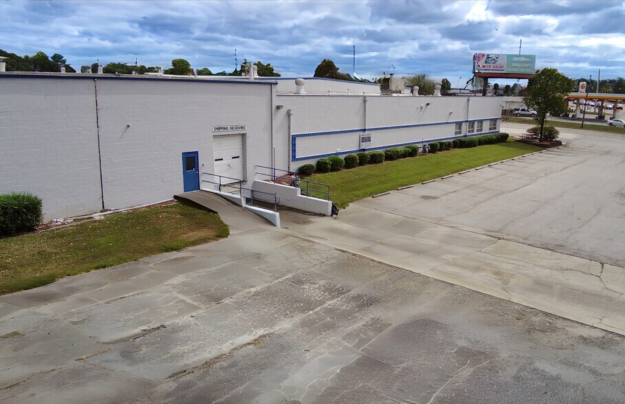 More Photos Of 3368 Moreland Ave, Conley Distribution For Lease