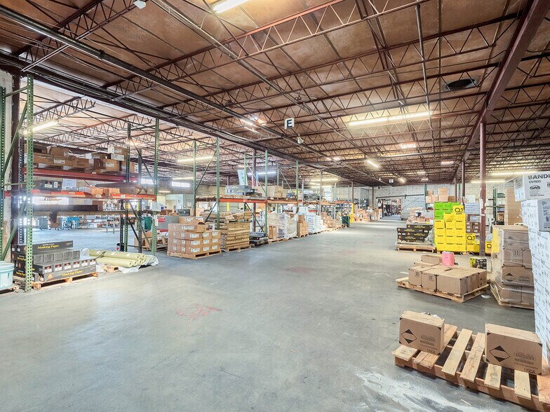 More Photos Of 777 W Central Blvd, Orlando Warehouse For Sale
