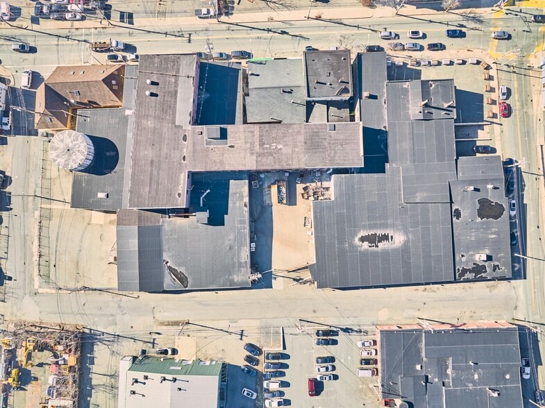 More Photos Of 39 Wallis St, Peabody Manufacturing For Sale