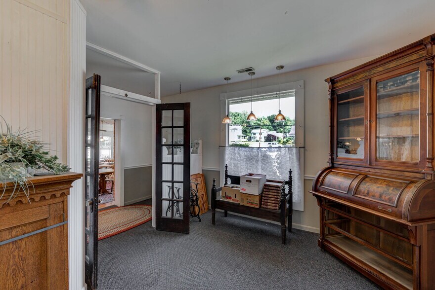 More Photos Of 9430 Main Ave, Cincinnati General Retail For Sale