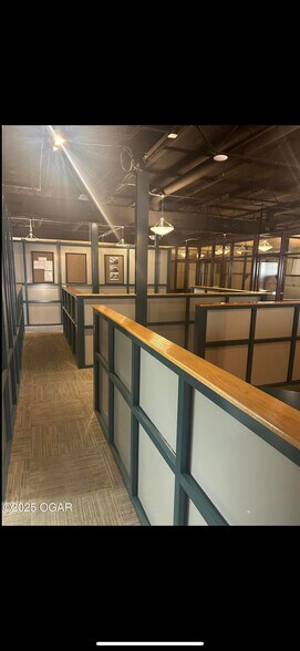 More Photos Of 108 Dairy st, Monett Office For Sale