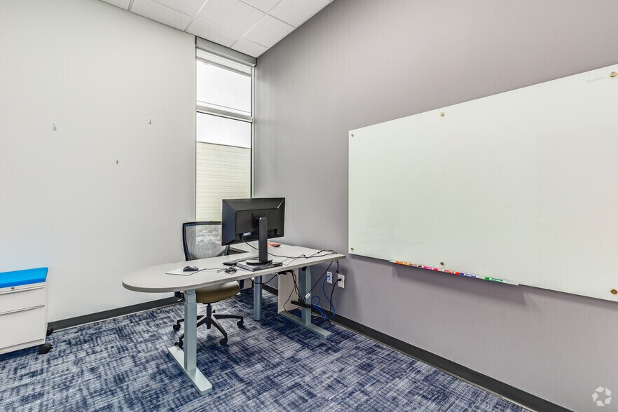 More Photos Of 4715 Data Ct, Orlando Office For Sale