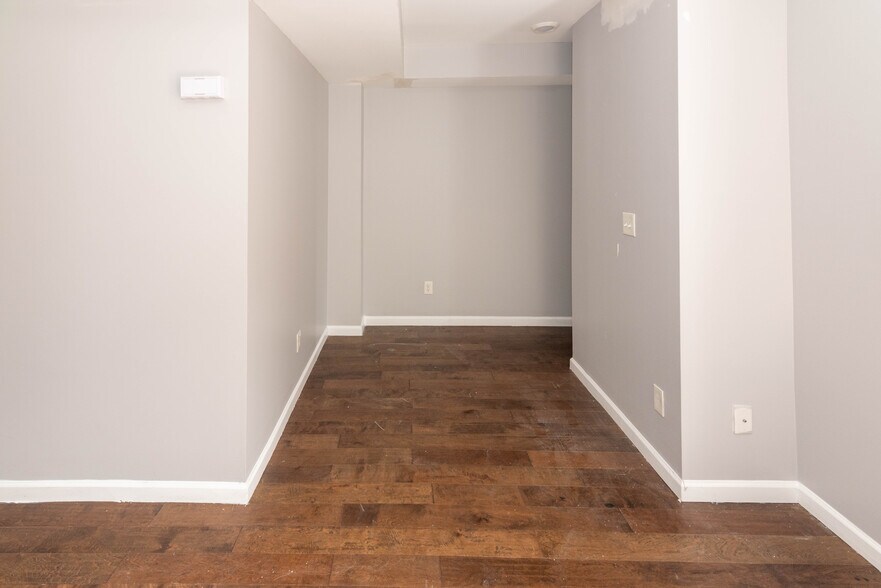 More Photos Of 2432 N Calvert St, Baltimore Apartments For Sale