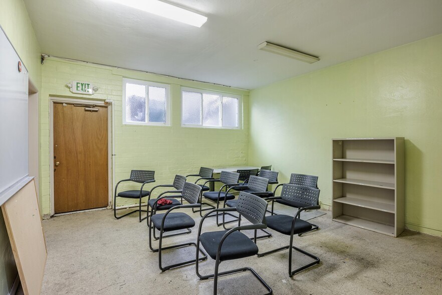 More Photos Of 4677 Tompkins Ave, Oakland Religious Facility For Sale