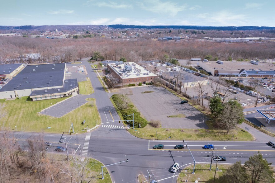 Primary Photo Of 25 Holly Dr, Newington Warehouse For Lease