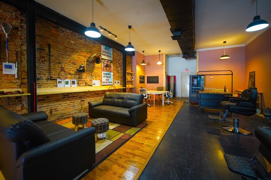More Photos Of 5114 Park Heights Ave, Baltimore Storefront For Lease