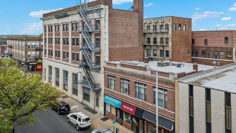 More Photos Of 303-309 Maple St, Perth Amboy Storefront Retail Residential For Sale