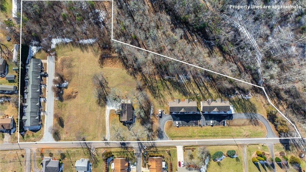 Primary Photo Of 520 Baird Cove Rd, Franklin Multifamily For Sale