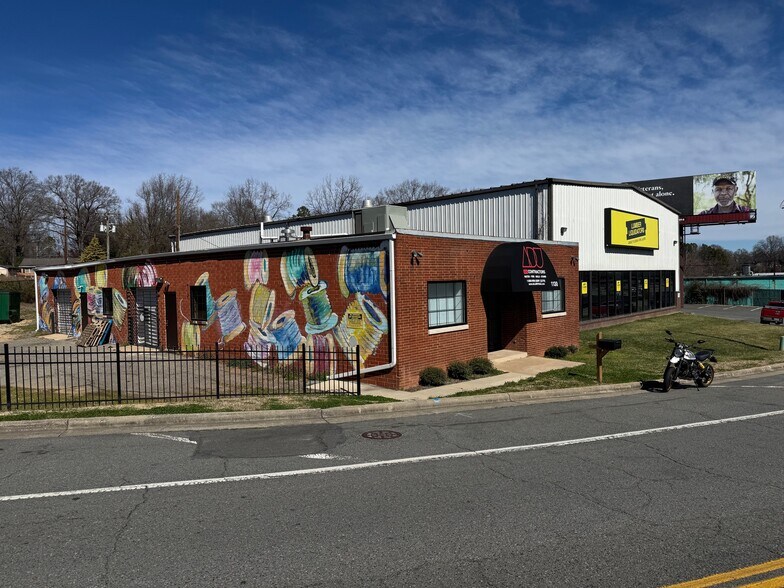More Photos Of 1130 Thomasboro Dr, Charlotte Warehouse For Lease