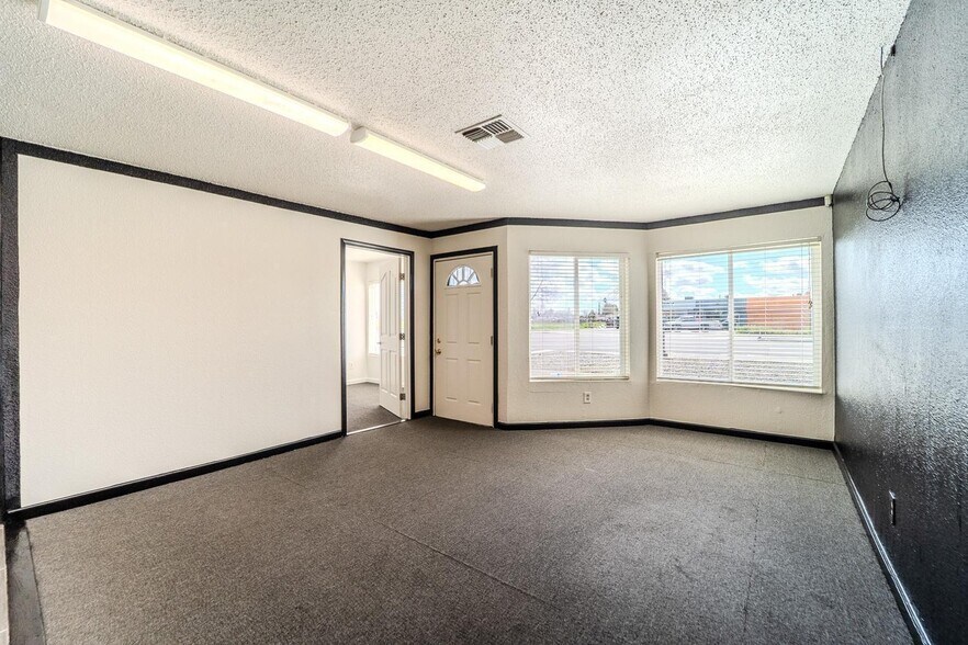 More Photos Of 1835 N Beale Rd, Marysville Office For Sale
