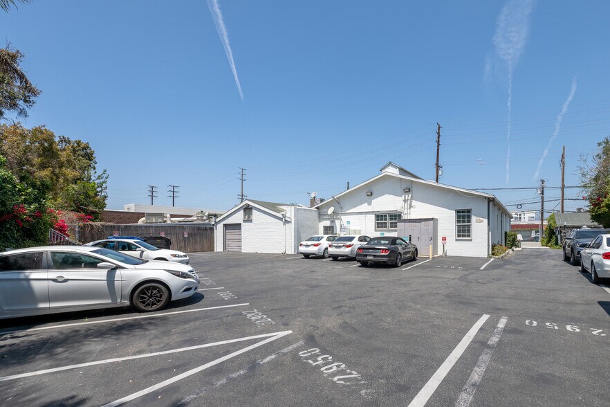 More Photos Of 2928-2950 Nebraska Ave, Santa Monica Loft Creative Space For Lease