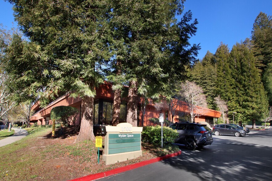 More Photos Of 1700 Green Hills Rd, Scotts Valley Office For Lease