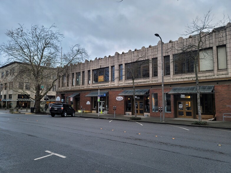 Primary Photo Of 1301 Cornwall Ave, Bellingham Office Residential For Sale