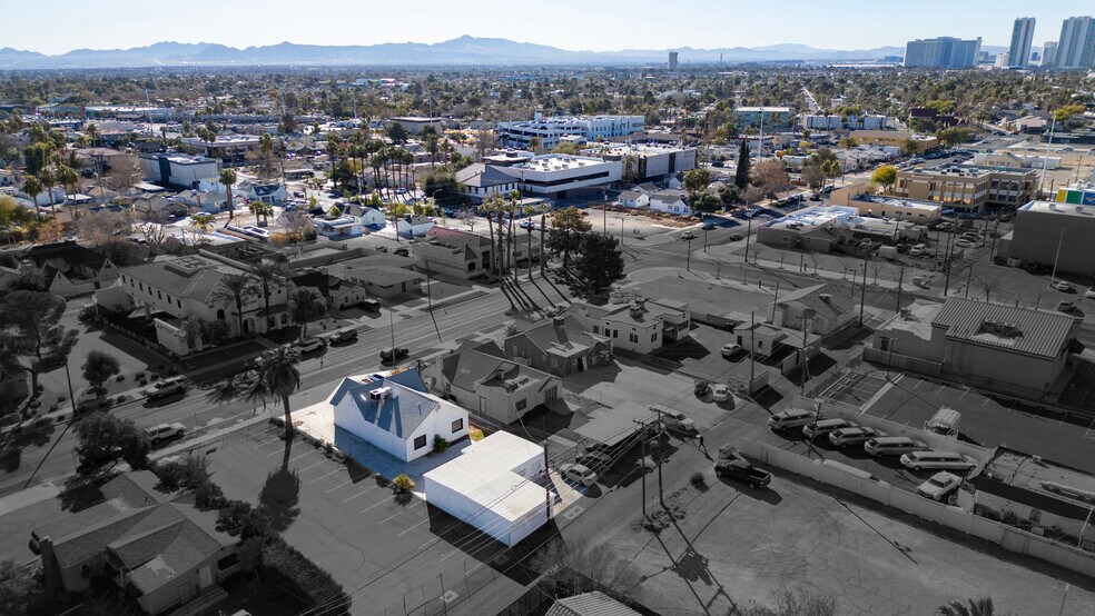 More Photos Of 608 S 6th St, Las Vegas Medical For Sale