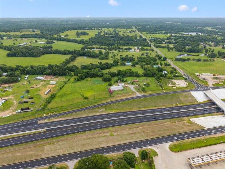 More Photos Of 17645 Highway 6, Navasota Land For Sale