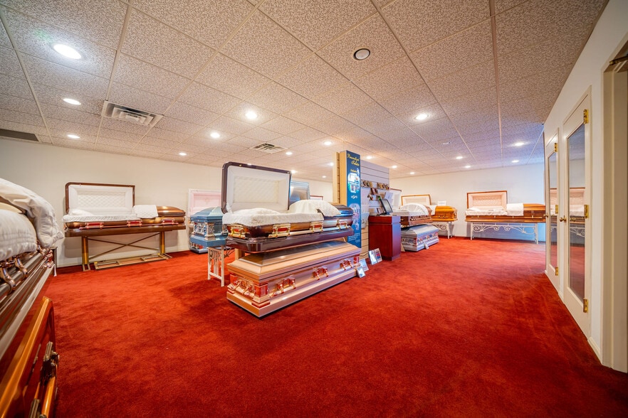 More Photos Of 2990 Bethel Rd, Columbus Funeral Home For Sale