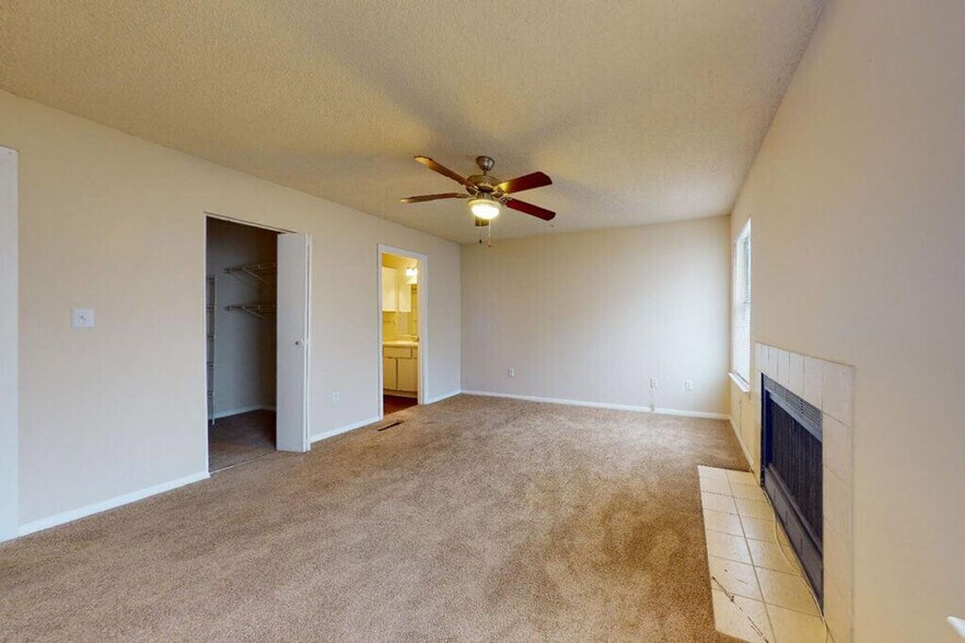 More Photos Of 5816 Covington Hwy, Decatur Apartments For Sale