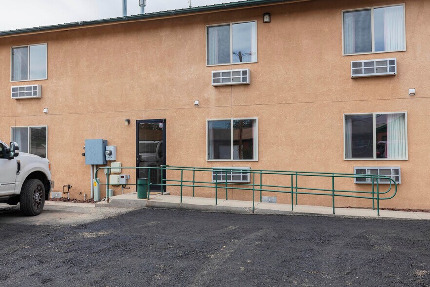 More Photos Of 605 4th Ave, Fort Garland Hotel For Sale