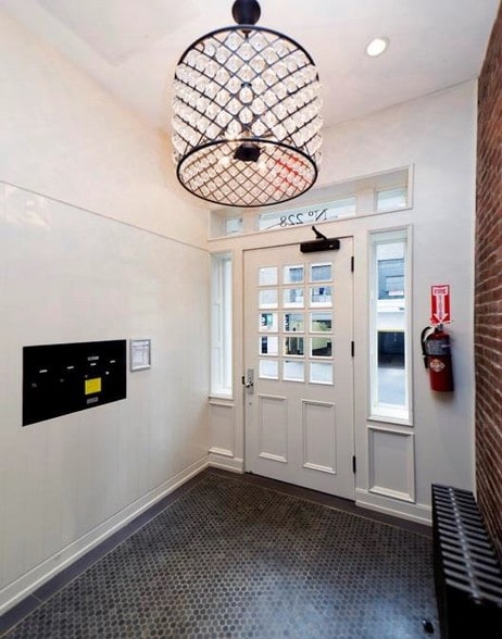 More Photos Of 228 Thompson St, New York Apartments For Lease