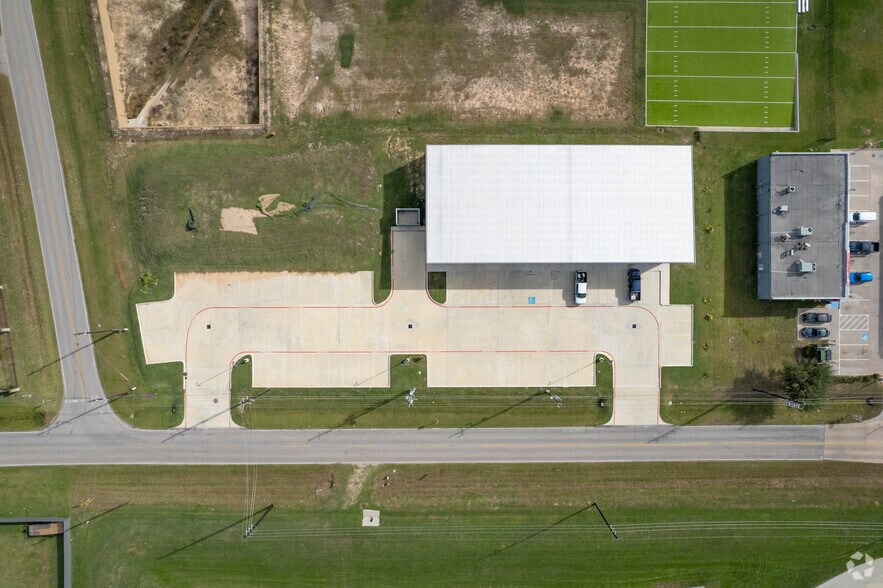 More Photos Of 7315 Five Forks, Spring Warehouse For Sale