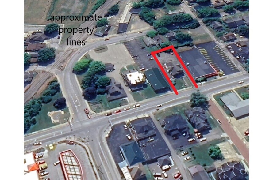 More Photos Of 281 Main St, Greenville Office For Sale