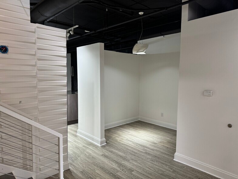 More Photos Of 905 Juniper St, Atlanta Apartments For Sale