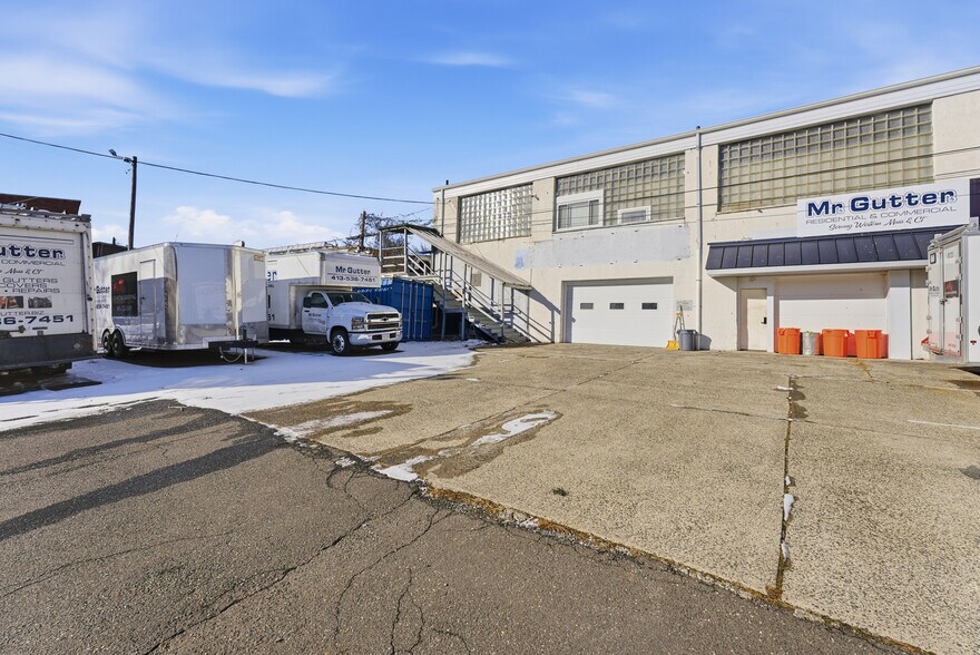 More Photos Of 740 High St, Holyoke Freestanding For Sale