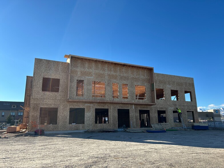 More Photos Of 10509 S River Heights, South Jordan Medical For Sale