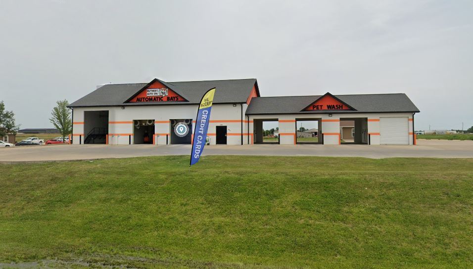 Primary Photo Of 2008 Missouri, Macon Specialty For Sale