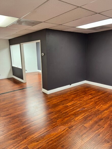 More Photos Of 9010 Corbin Ave, Northridge Office For Lease