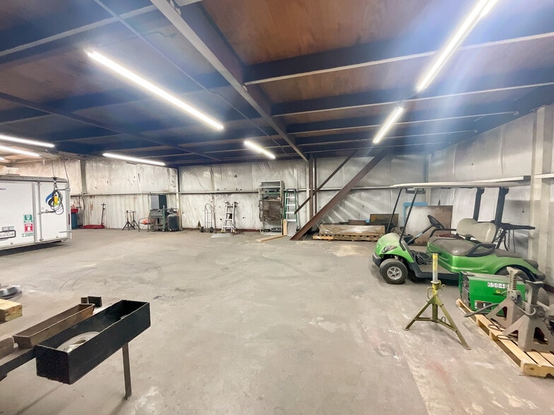 More Photos Of 400 Stoddard st, Odessa Warehouse For Sale