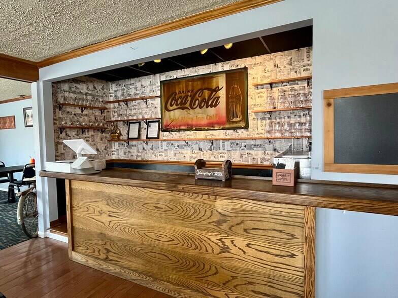 More Photos Of 202 S Broadway, Peru Storefront Retail Residential For Sale