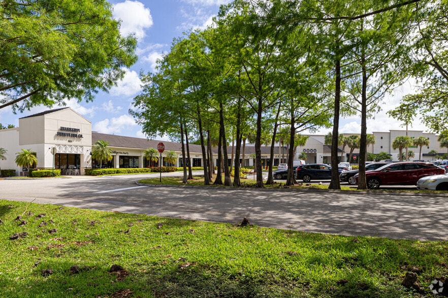 Primary Photo Of 9835-9859 Lake Worth Rd, Lake Worth Unknown For Lease