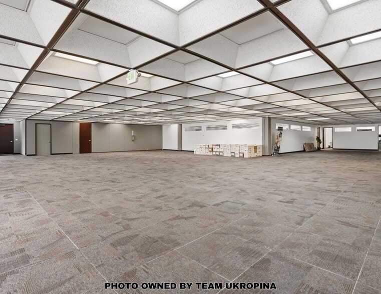 More Photos Of 210 S De Lacey Ave, Pasadena Office For Lease