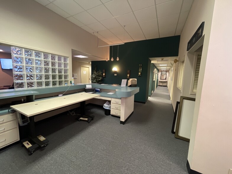 More Photos Of 1309 Milstead Ave NE, Conyers Medical For Lease